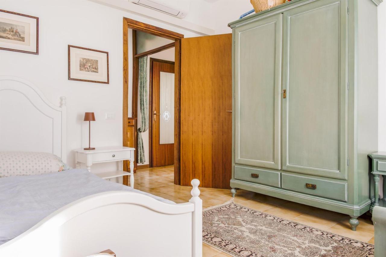 Villa Carini With 3000 Mq Garden & Heated Pool Castelnuovo del Garda Εξωτερικό φωτογραφία