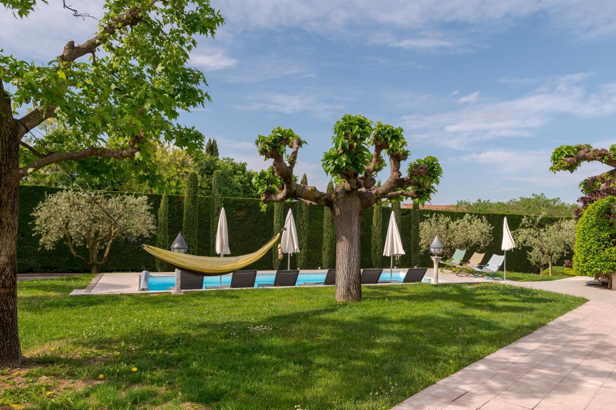 Villa Carini With 3000 Mq Garden & Heated Pool Castelnuovo del Garda Εξωτερικό φωτογραφία