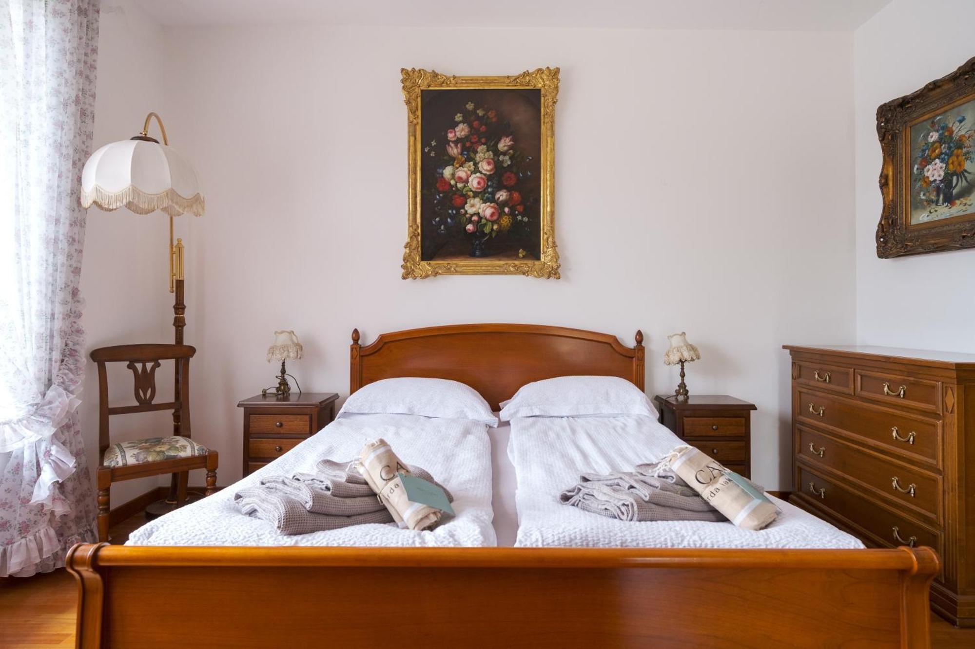 Villa Carini With 3000 Mq Garden & Heated Pool Castelnuovo del Garda Εξωτερικό φωτογραφία